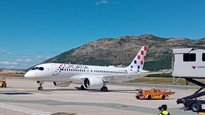 Predstavljen novi zrakoplov Croatia Airlinesa – Airbus A220-100 “Dubrovnik”